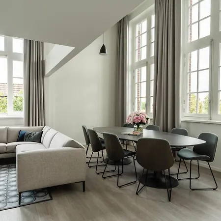 Ingenhousz Apartment *