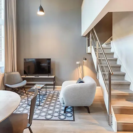 Ingenhousz Apartment *