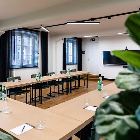 דירה Ingenhousz ברדה